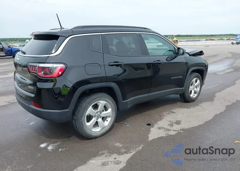 2018 Jeep Compass Latitude 4X4 from USA, damaged, VIN 3C4NJDBB7JT232821